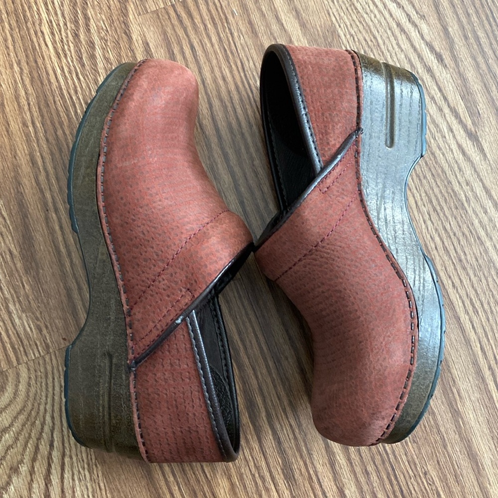 Dansko red dust women clog leather professional inner leather Sz. 37